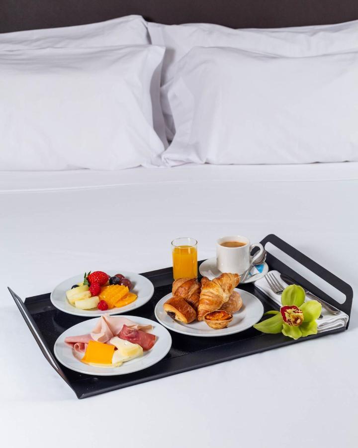 Nh Coimbra Dona Ines Hotel Ngoại thất bức ảnh