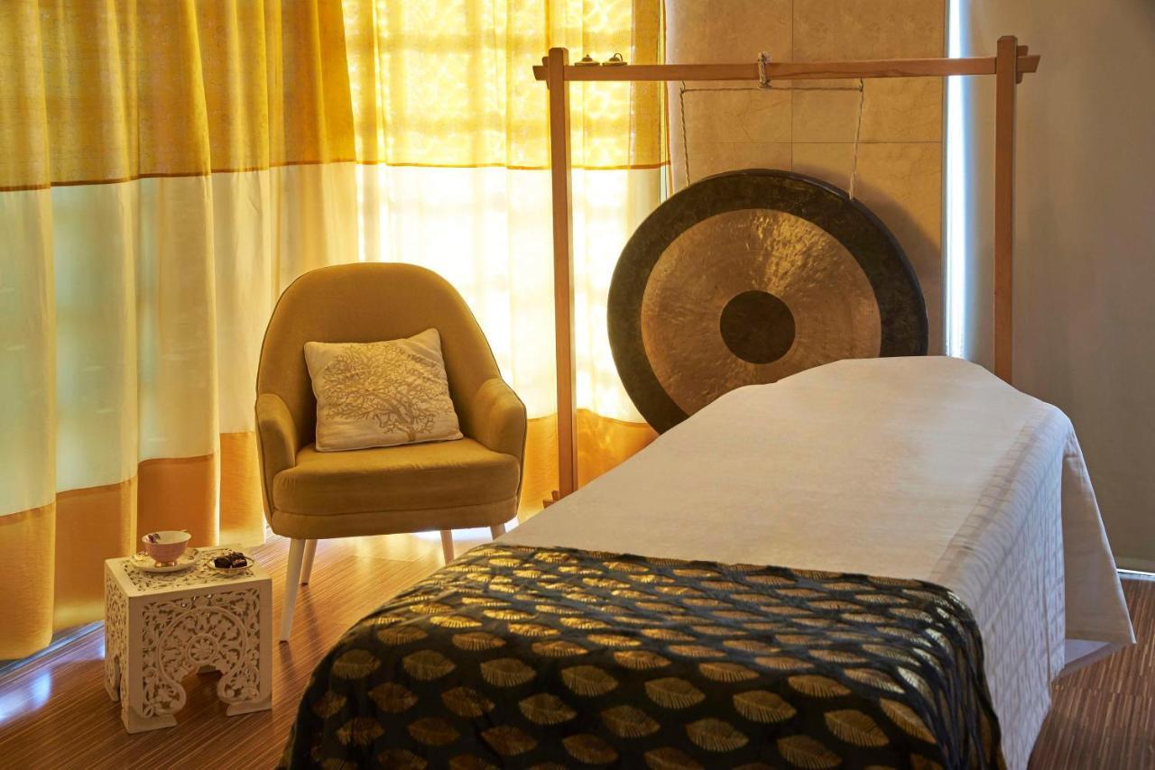 Nh Coimbra Dona Ines Hotel Ngoại thất bức ảnh